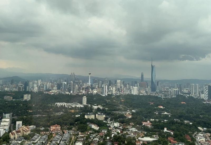 Commercial space with Panoramic Views of the KL City Skyline @ Pavilion Damansara Heights. Next to Pavilion Damansara Heights Mall.