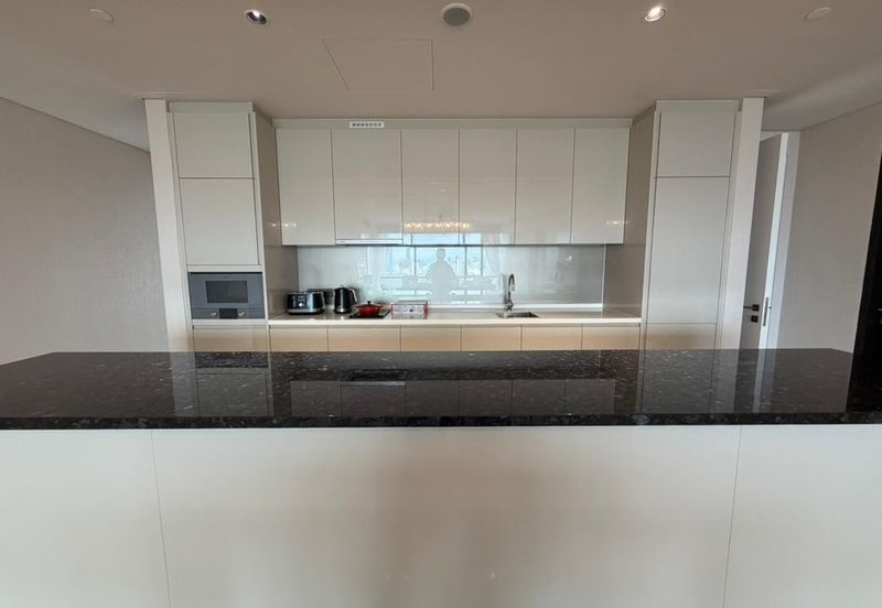 Luxury Condo For Sale @Pavilion Damansara Heights