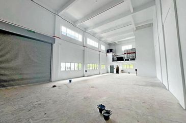 Brand New 2.5-Storey Semi D Factory at Taman Industri 21, Balakong