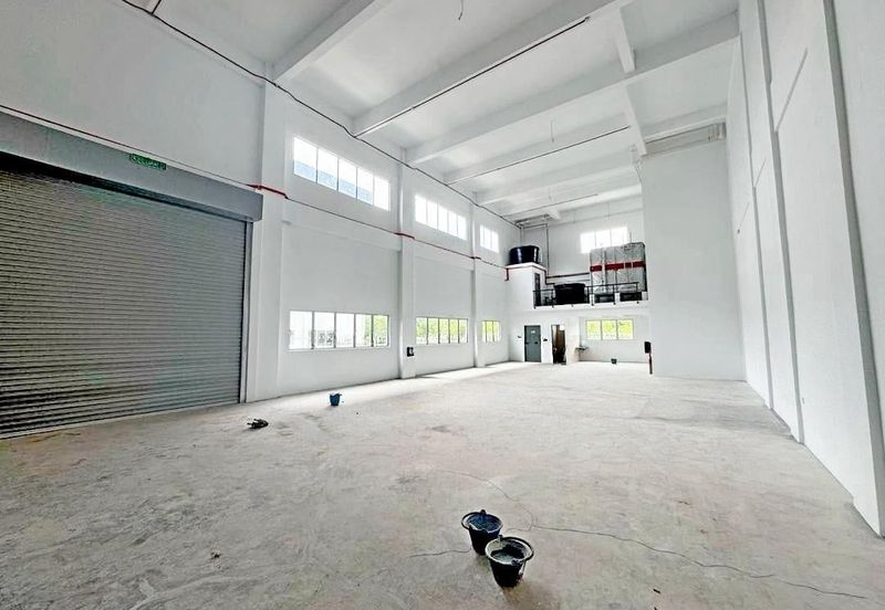 Brand New 2.5-Storey Semi D Factory at Taman Industri 21, Balakong