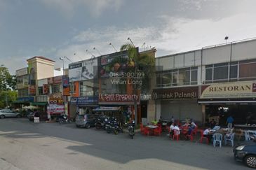 [G,1st floor 22x75] Tmn PELANGI SEMENIH Shop Lot (near LOTUS, PETRONAS, STARBUCK)
