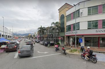[G,1st floor 22x75] Tmn PELANGI SEMENIH Shop Lot (near LOTUS, PETRONAS, STARBUCK)