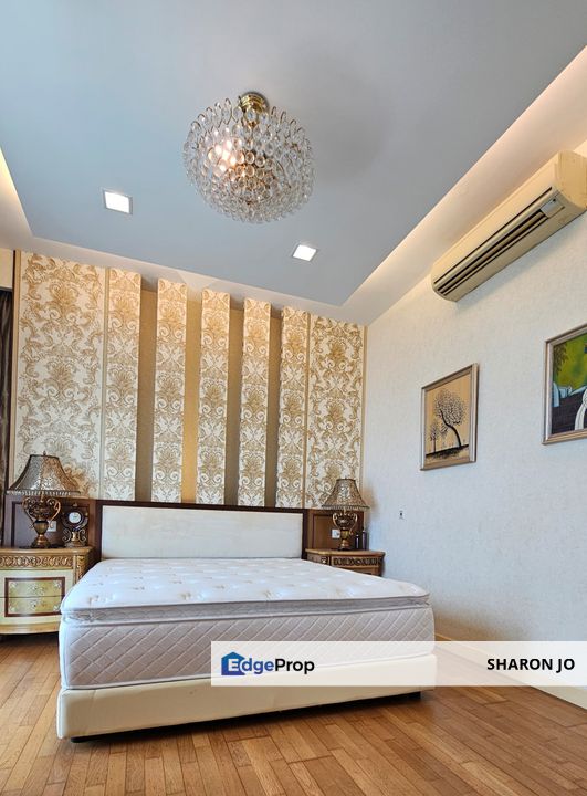 Zehn @ Bukit Pantai, Kuala Lumpur, Pantai