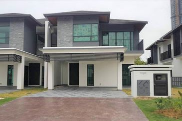 Lepironia Gardens, Setia Eco Glades