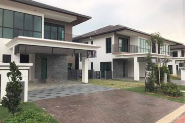 Lepironia Gardens, Setia Eco Glades