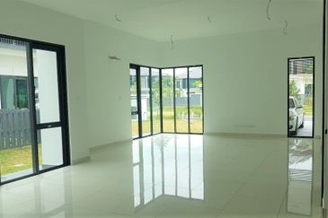 Lepironia Gardens, Setia Eco Glades