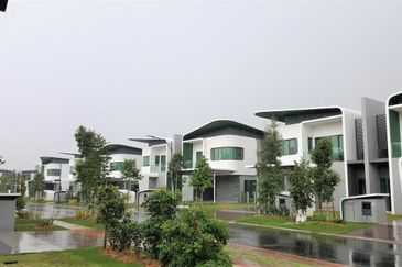 Lepironia Gardens, Setia Eco Glades