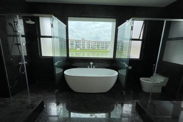 Isle of Botanica, Setia Eco Glades