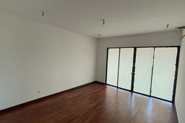 Isle of Botanica, Setia Eco Glades