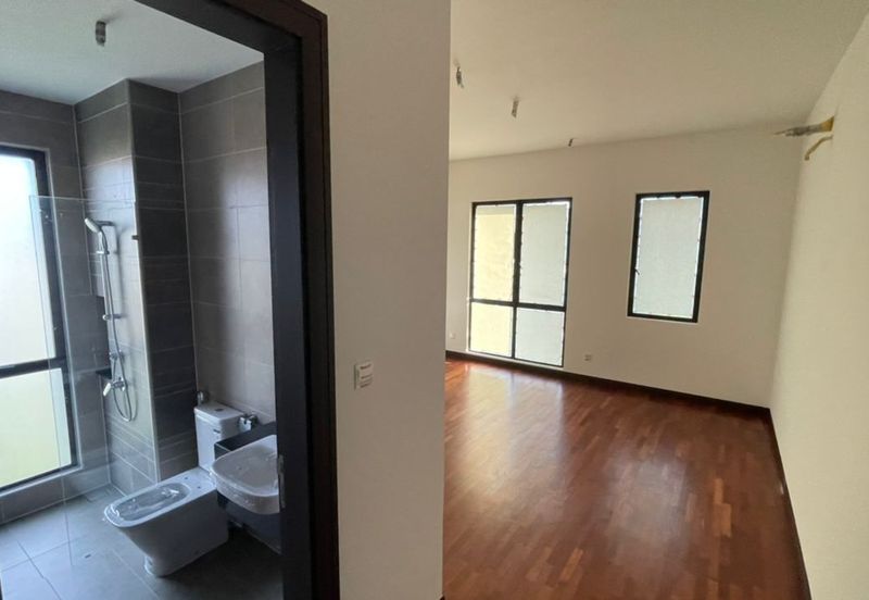 Isle of Botanica, Setia Eco Glades