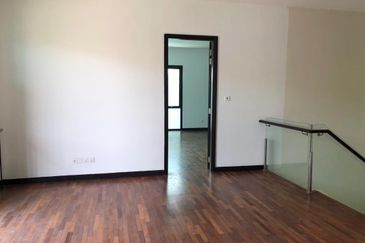 Charms of Nusantara, Setia Eco Glades