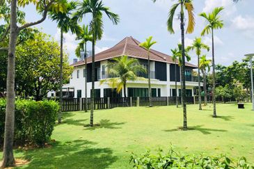 Charms of Nusantara, Setia Eco Glades