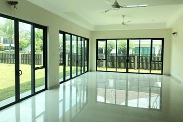 Charms of Nusantara, Setia Eco Glades