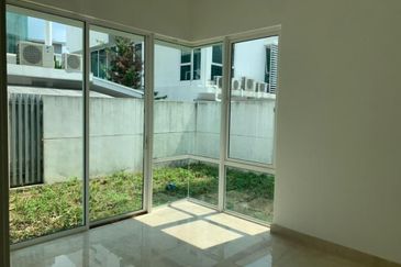 Jacaranda Garden Residence