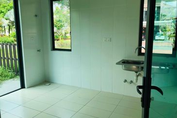 Charms of Nusantara, Setia Eco Glades