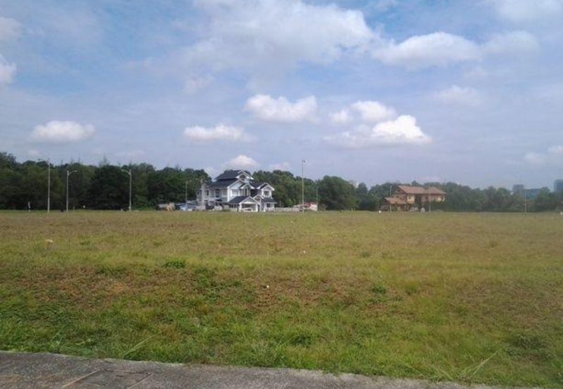 Perdana Lakeview East