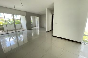 Trillium, Perdana Lakeview East