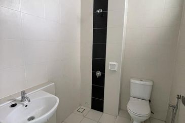 Trillium, Perdana Lakeview East