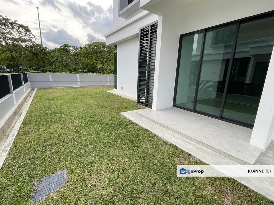 Lake Vicinity@Perdana Lake View East, Cyberjaya, Selangor, Cyberjaya