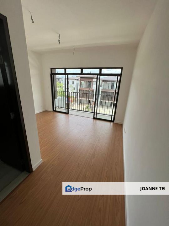 Beautiful Landscape 3 Storey Terrace House for Sale, Selangor, Cyberjaya