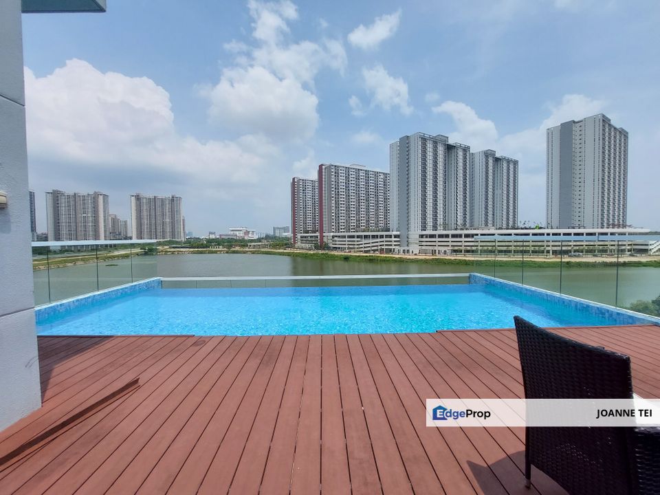 Lakefront Villa @ Fully Furnished Lake Bungalow with Lift for Rent, Selangor, Cyberjaya