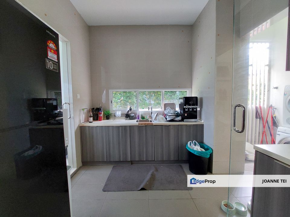 Lakefront Villa @ Fully Furnished Lake Bungalow with Lift for Rent, Selangor, Cyberjaya