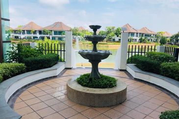 Isle of Kamares, Setia Eco Glades