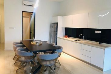 Isle of Kamares, Setia Eco Glades