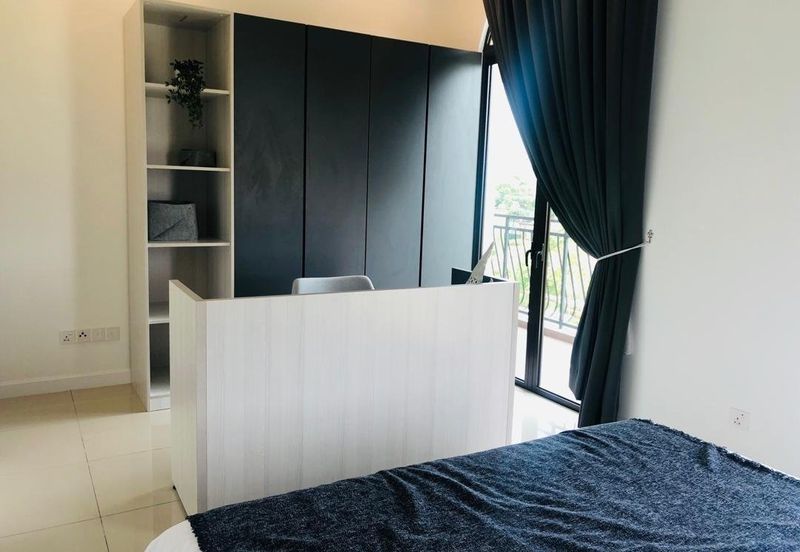 Isle of Kamares, Setia Eco Glades