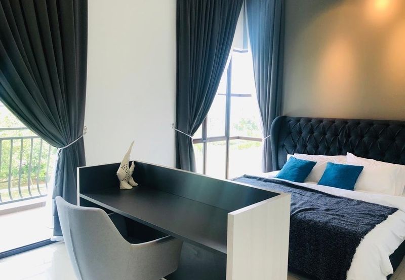 Isle of Kamares, Setia Eco Glades