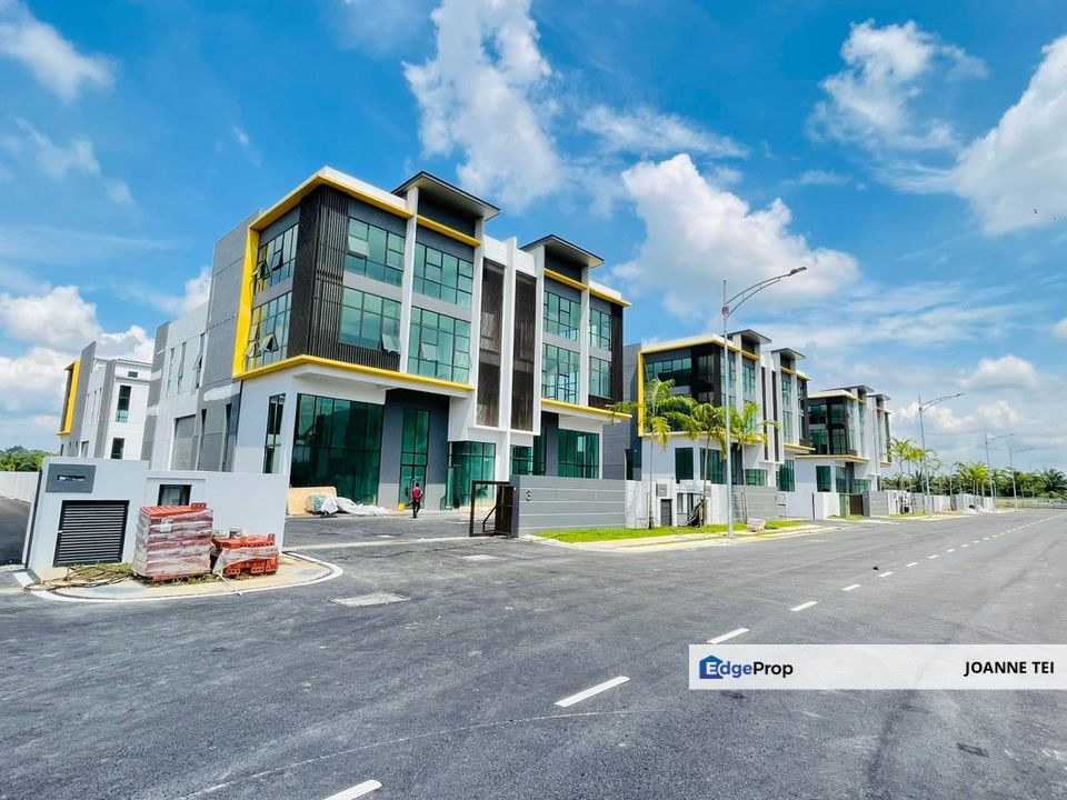 Newly Completed Premium Semi Detached Factory/ Warehouse @ Serenia City, Dengkil Sepang Industrial Park for Rent!!, Selangor, Sepang