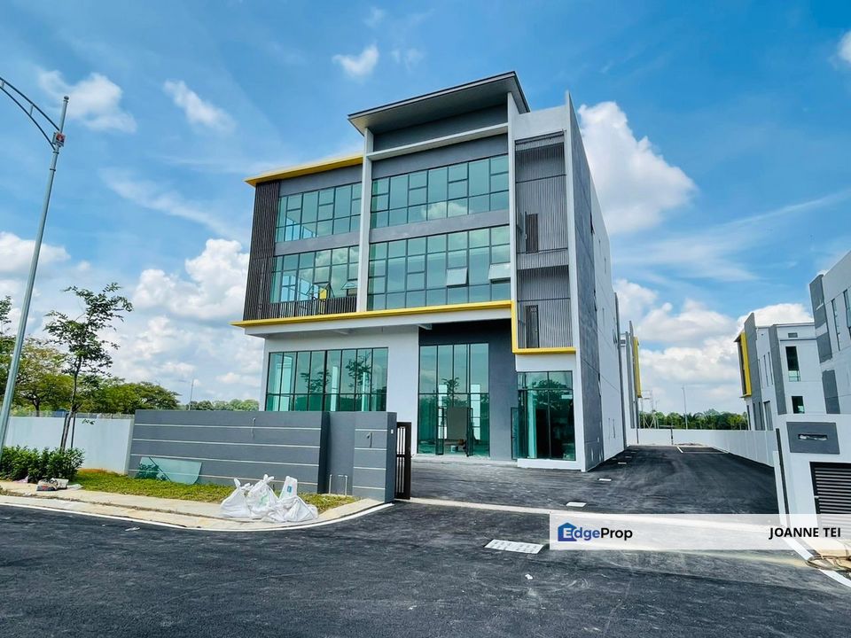 Newly Completed Premium Semi Detached Factory/ Warehouse @ Serenia City, Dengkil Sepang Industrial Park for Rent!!, Selangor, Sepang