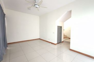 Symphony Hills Schumann