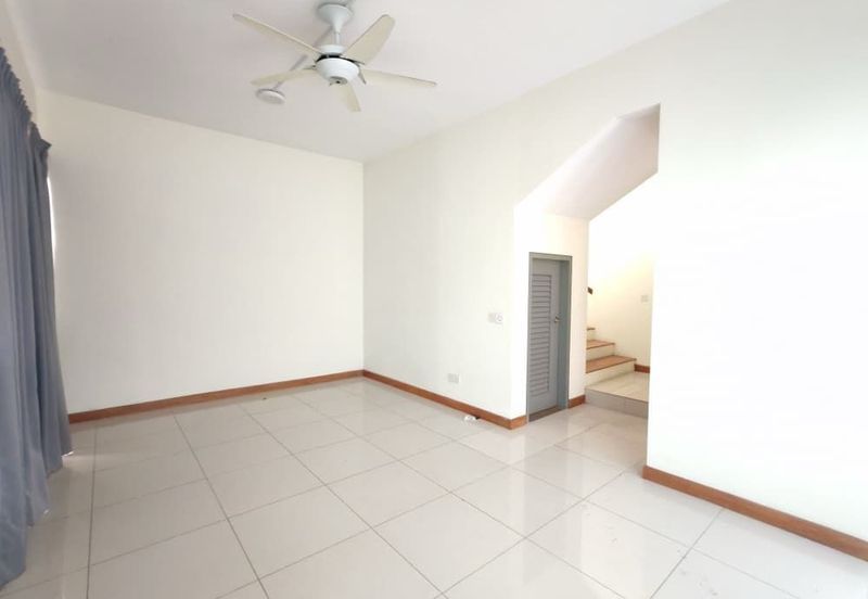 Symphony Hills Schumann