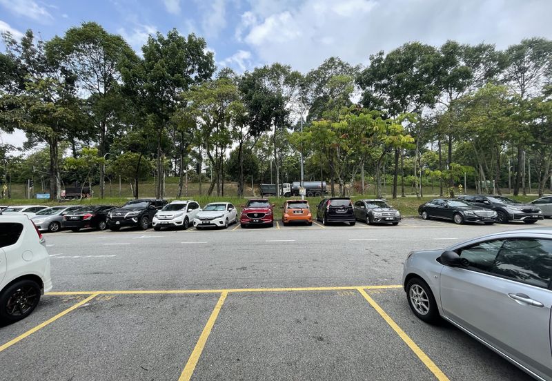 3 Storey EROI 5.25% Shop Office Jalan Pekaka Seksyen 8 Kota Damansara