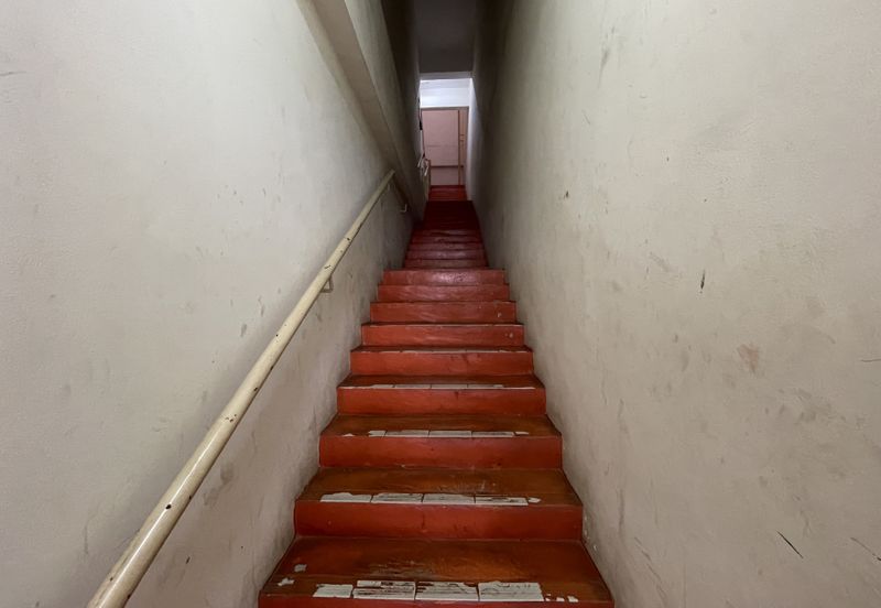 3 Storey EROI 5.25% Shop Office Jalan Pekaka Seksyen 8 Kota Damansara