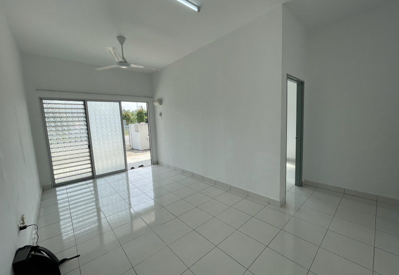 Jalan Haji Iman Omar 