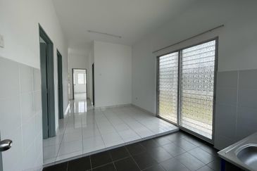 Jalan Haji Iman Omar 