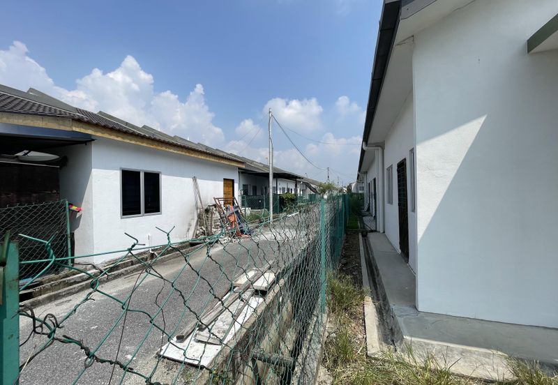 Jalan Haji Iman Omar 