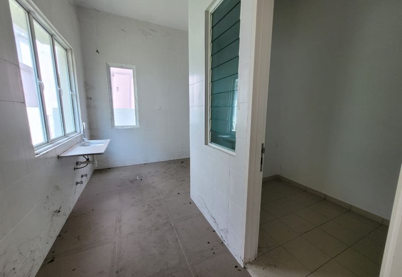 D'Laman Greenville ,Bukit Tinggi, Corner Semi d