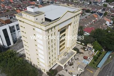 Taipan Business Centre, USJ 10