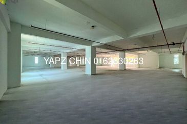 Taipan Business Centre, USJ 10