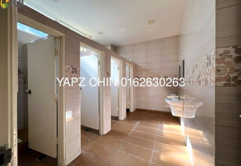 Taipan Business Centre, USJ 10