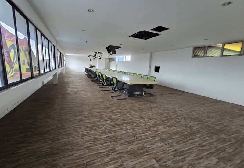 Kawasan Perusahaan Banting, Detached Factory / showroom with 800amp