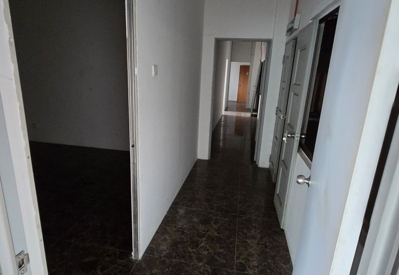 Kawasan Perusahaan Banting, Detached Factory / showroom with 800amp