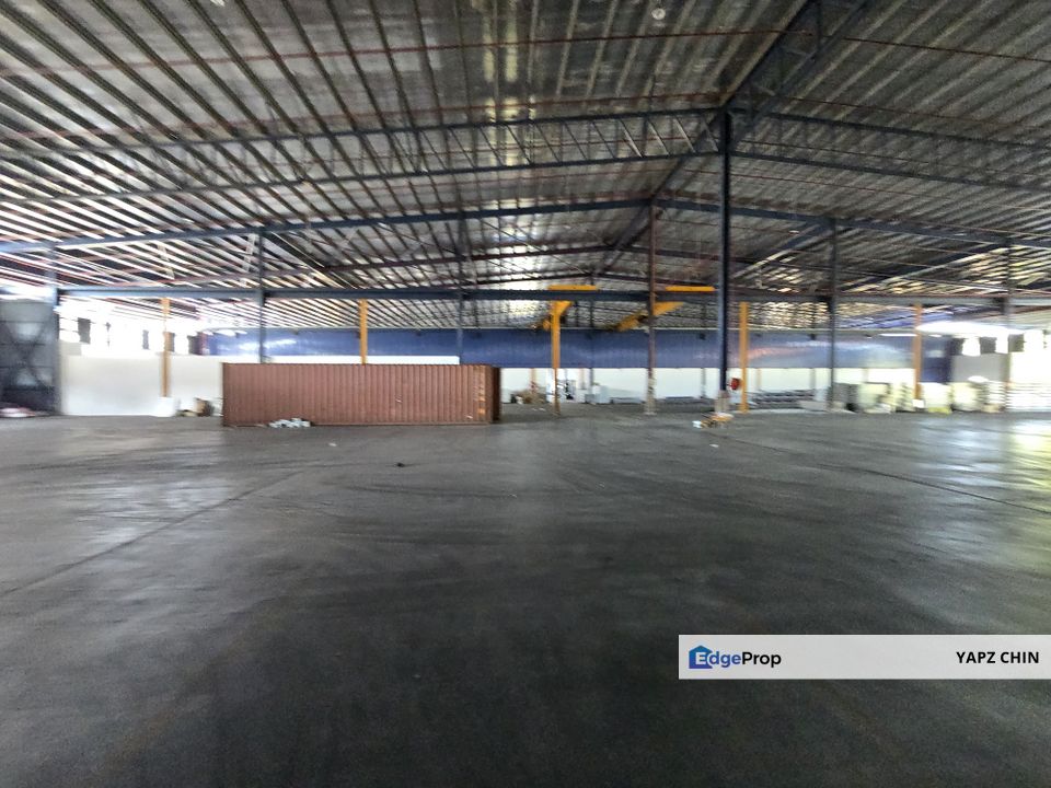 Bukit jelutong U8, Shah alam, Detached Warehouse with cf and overhead, Selangor, Shah Alam