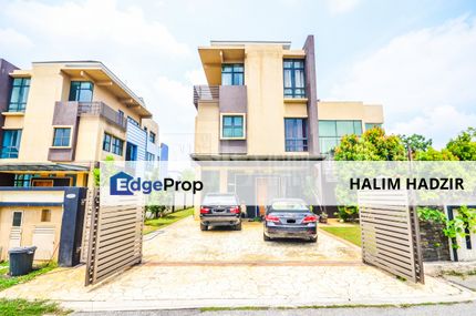 Bungalow Kristal Court, Sek 7 Shah Alam Tanah Luas, Selangor, Shah Alam