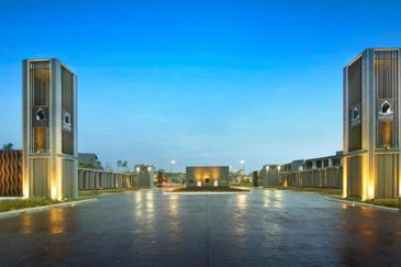 BUNGALOW ZERO LOT READY TO MOVE IN, KOTA KEMUNING SHAH ALAM