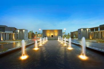 BUNGALOW ZERO LOT READY TO MOVE IN, KOTA KEMUNING SHAH ALAM