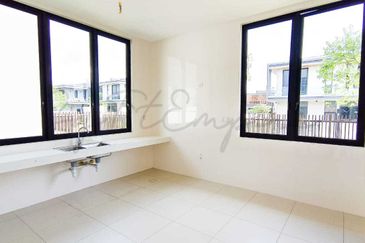 BUNGALOW ZERO LOT READY TO MOVE IN, KOTA KEMUNING SHAH ALAM